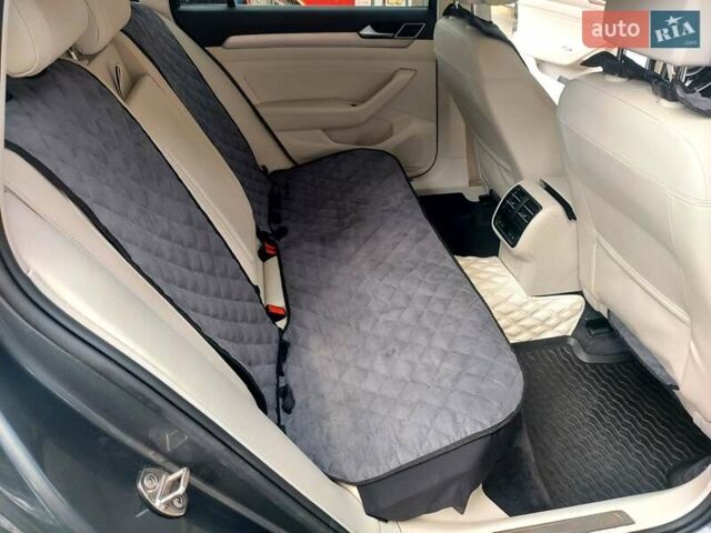 Сірий Фольксваген Пассат, об'ємом двигуна 1.97 л та пробігом 243 тис. км за 15500 $, фото 33 на Automoto.ua