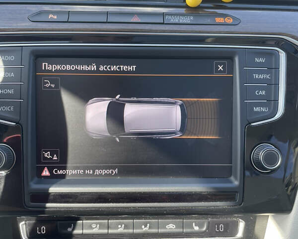 Серый Фольксваген Пассат, объемом двигателя 2 л и пробегом 245 тыс. км за 17995 $, фото 57 на Automoto.ua