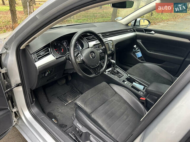 Серый Фольксваген Пассат, объемом двигателя 2 л и пробегом 312 тыс. км за 13999 $, фото 18 на Automoto.ua