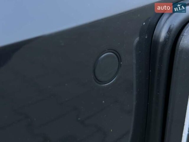 Сірий Фольксваген Пассат, об'ємом двигуна 1.97 л та пробігом 303 тис. км за 16000 $, фото 9 на Automoto.ua