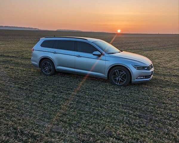 Сірий Фольксваген Пассат, об'ємом двигуна 2 л та пробігом 298 тис. км за 14500 $, фото 1 на Automoto.ua