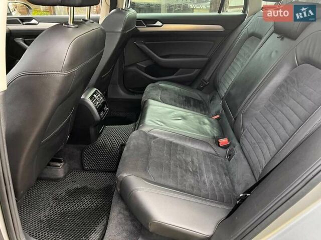 Фольксваген Пассат 2015 в Ивано-Франковске на Automoto.ua Серый Фольксваген Пассат, объемом двигателя 1.97 л и пробегом 293 тыс. км за 17600 $, фото 24 на Automoto.ua