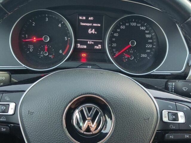 Сірий Фольксваген Пассат, об'ємом двигуна 2 л та пробігом 252 тис. км за 14200 $, фото 21 на Automoto.ua