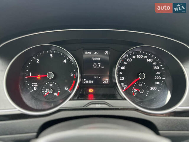 Серый Фольксваген Пассат, объемом двигателя 1.97 л и пробегом 218 тыс. км за 11800 $, фото 16 на Automoto.ua