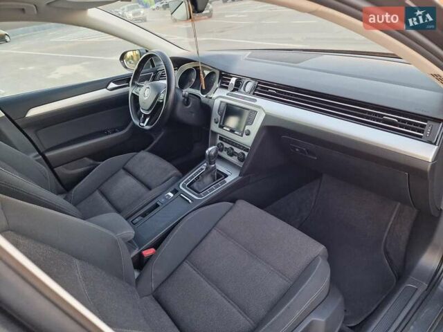 Сірий Фольксваген Пассат, об'ємом двигуна 1.97 л та пробігом 300 тис. км за 14200 $, фото 25 на Automoto.ua