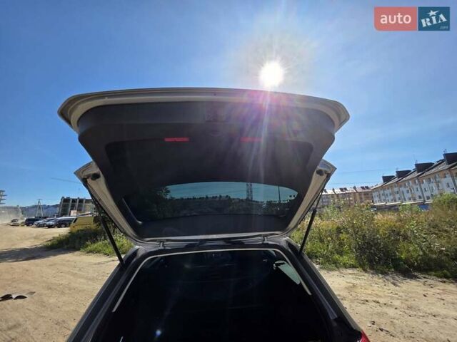 Серый Фольксваген Пассат, объемом двигателя 1.97 л и пробегом 217 тыс. км за 15900 $, фото 35 на Automoto.ua