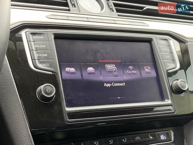 Серый Фольксваген Пассат, объемом двигателя 2 л и пробегом 182 тыс. км за 16455 $, фото 56 на Automoto.ua