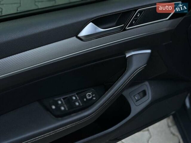 Сірий Фольксваген Пассат, об'ємом двигуна 1.97 л та пробігом 303 тис. км за 16000 $, фото 25 на Automoto.ua