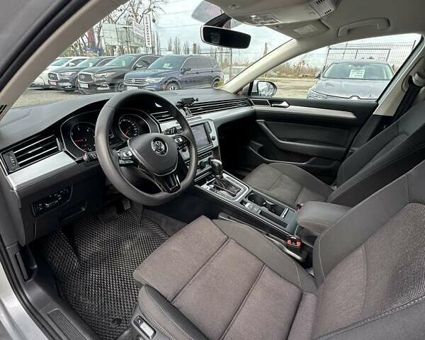 Сірий Фольксваген Пассат, об'ємом двигуна 1.97 л та пробігом 297 тис. км за 14600 $, фото 15 на Automoto.ua