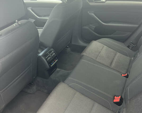 Серый Фольксваген Пассат, объемом двигателя 1.97 л и пробегом 278 тыс. км за 13900 $, фото 15 на Automoto.ua