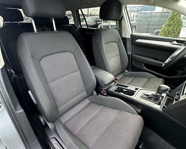 Серый Фольксваген Пассат, объемом двигателя 1.97 л и пробегом 297 тыс. км за 14600 $, фото 22 на Automoto.ua