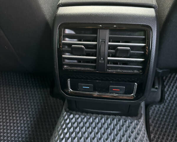 Сірий Фольксваген Пассат, об'ємом двигуна 1.97 л та пробігом 260 тис. км за 14499 $, фото 33 на Automoto.ua