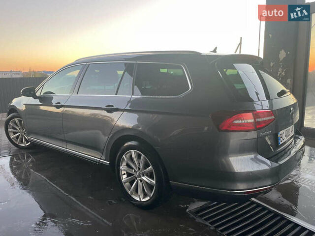Серый Фольксваген Пассат, объемом двигателя 1.97 л и пробегом 289 тыс. км за 15200 $, фото 2 на Automoto.ua