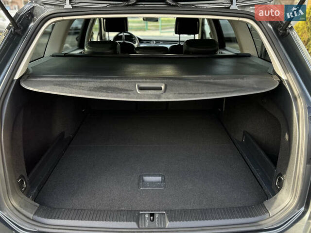 Серый Фольксваген Пассат, объемом двигателя 2 л и пробегом 370 тыс. км за 13999 $, фото 15 на Automoto.ua