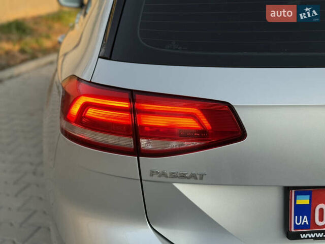 Серый Фольксваген Пассат, объемом двигателя 2 л и пробегом 256 тыс. км за 12800 $, фото 4 на Automoto.ua