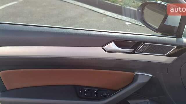 Серый Фольксваген Пассат, объемом двигателя 1.6 л и пробегом 235 тыс. км за 12800 $, фото 69 на Automoto.ua