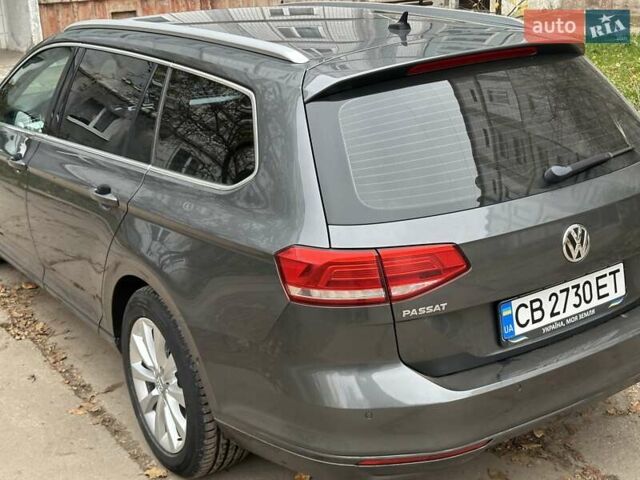 Сірий Фольксваген Пассат, об'ємом двигуна 1.6 л та пробігом 301 тис. км за 13700 $, фото 3 на Automoto.ua