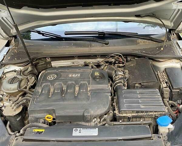 Серый Фольксваген Пассат, объемом двигателя 2 л и пробегом 229 тыс. км за 17000 $, фото 12 на Automoto.ua