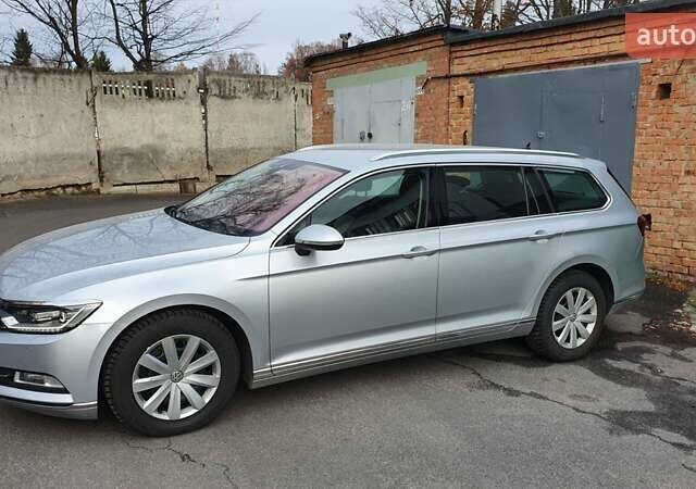 Серый Фольксваген Пассат, объемом двигателя 1.97 л и пробегом 180 тыс. км за 20000 $, фото 2 на Automoto.ua