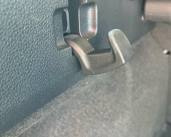 Серый Фольксваген Пассат, объемом двигателя 2 л и пробегом 259 тыс. км за 15800 $, фото 61 на Automoto.ua