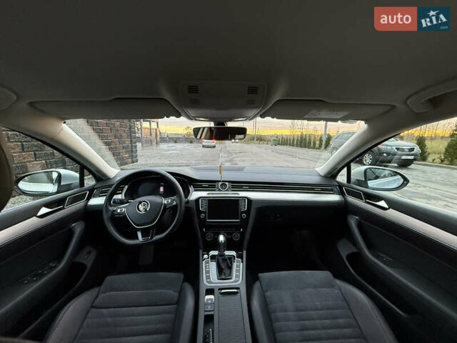 Серый Фольксваген Пассат, объемом двигателя 1.97 л и пробегом 240 тыс. км за 14900 $, фото 6 на Automoto.ua