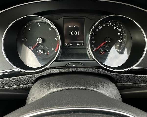 Сірий Фольксваген Пассат, об'ємом двигуна 1.97 л та пробігом 297 тис. км за 14600 $, фото 37 на Automoto.ua