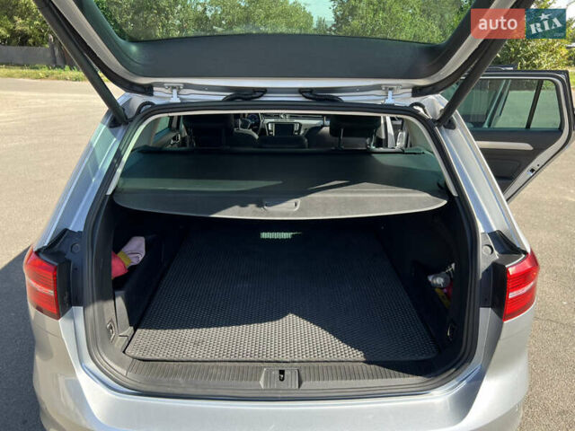 Серый Фольксваген Пассат, объемом двигателя 1.97 л и пробегом 315 тыс. км за 18000 $, фото 30 на Automoto.ua