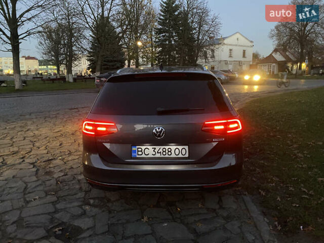 Сірий Фольксваген Пассат, об'ємом двигуна 1.6 л та пробігом 239 тис. км за 14300 $, фото 5 на Automoto.ua