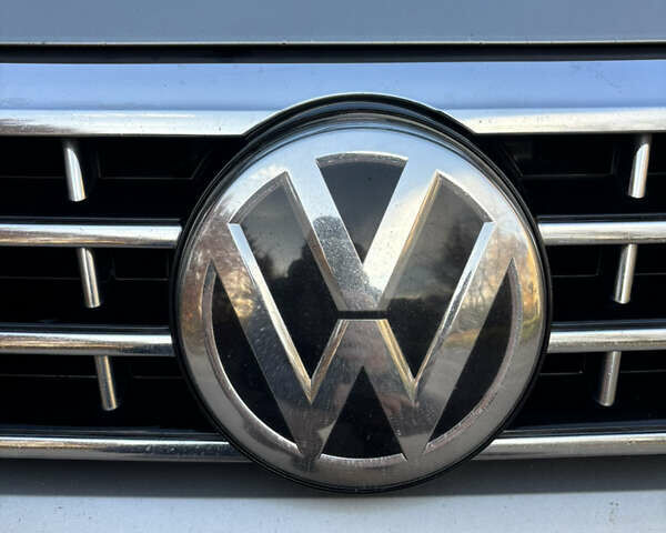 Серый Фольксваген Пассат, объемом двигателя 1.97 л и пробегом 263 тыс. км за 13999 $, фото 37 на Automoto.ua