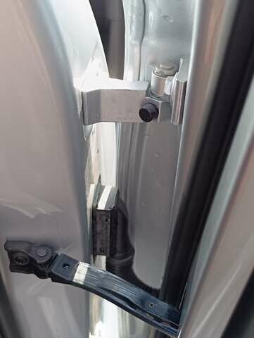 Серый Фольксваген Пассат, объемом двигателя 1.6 л и пробегом 235 тыс. км за 12800 $, фото 80 на Automoto.ua