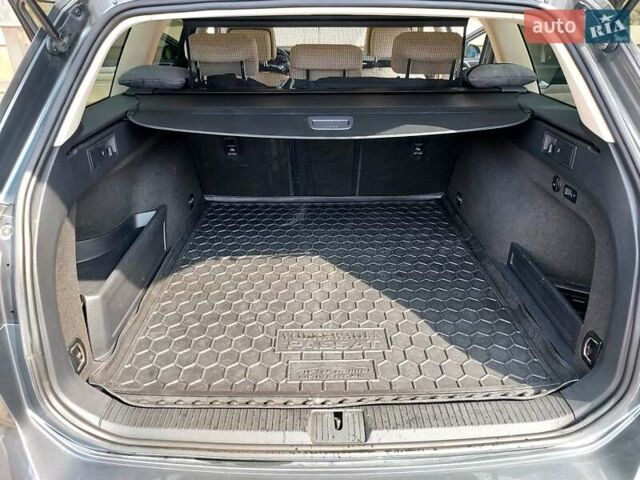 Сірий Фольксваген Пассат, об'ємом двигуна 1.97 л та пробігом 243 тис. км за 15500 $, фото 37 на Automoto.ua