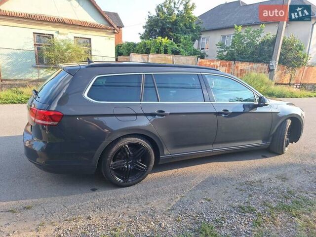 Серый Фольксваген Пассат, объемом двигателя 1.6 л и пробегом 320 тыс. км за 11550 $, фото 5 на Automoto.ua