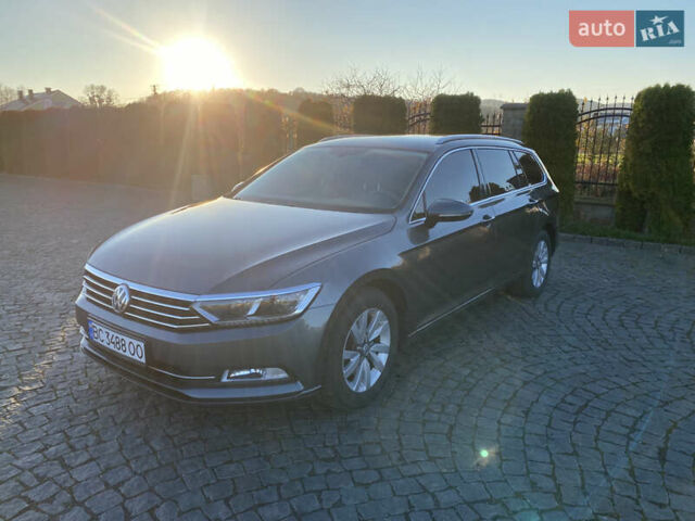 Сірий Фольксваген Пассат, об'ємом двигуна 1.6 л та пробігом 239 тис. км за 14300 $, фото 12 на Automoto.ua