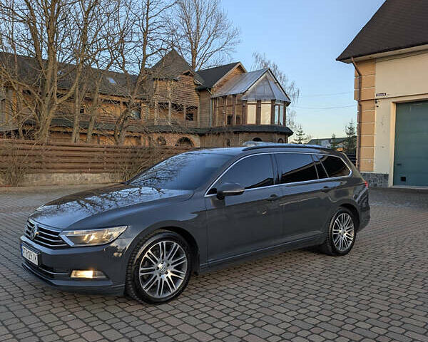 Серый Фольксваген Пассат, объемом двигателя 1.97 л и пробегом 345 тыс. км за 12000 $, фото 7 на Automoto.ua