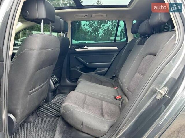 Серый Фольксваген Пассат, объемом двигателя 1.97 л и пробегом 334 тыс. км за 13000 $, фото 30 на Automoto.ua