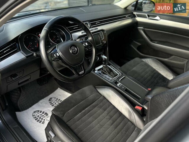 Серый Фольксваген Пассат, объемом двигателя 2 л и пробегом 370 тыс. км за 13999 $, фото 27 на Automoto.ua