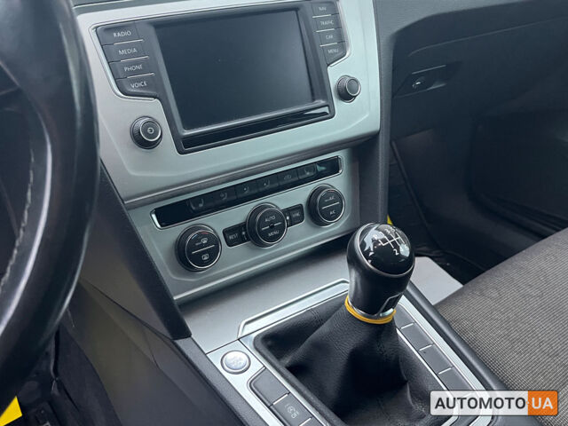 Сірий Фольксваген Пассат, об'ємом двигуна 2 л та пробігом 261 тис. км за 16000 $, фото 9 на Automoto.ua