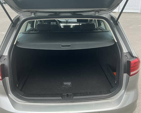 Серый Фольксваген Пассат, объемом двигателя 1.97 л и пробегом 278 тыс. км за 13900 $, фото 14 на Automoto.ua