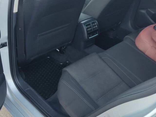 Сірий Фольксваген Пассат, об'ємом двигуна 2 л та пробігом 252 тис. км за 14200 $, фото 15 на Automoto.ua