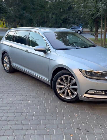 Серый Фольксваген Пассат, объемом двигателя 1.97 л и пробегом 207 тыс. км за 17000 $, фото 9 на Automoto.ua