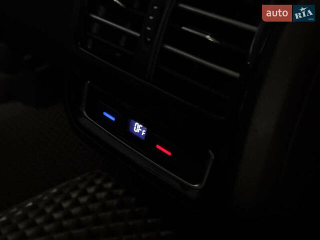 Серый Фольксваген Пассат, объемом двигателя 2 л и пробегом 257 тыс. км за 13599 $, фото 23 на Automoto.ua