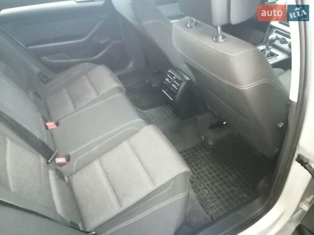 Серый Фольксваген Пассат, объемом двигателя 1.6 л и пробегом 218 тыс. км за 14700 $, фото 18 на Automoto.ua