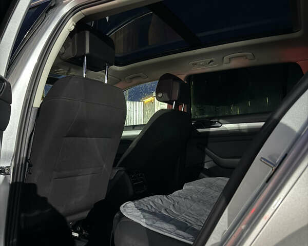 Сірий Фольксваген Пассат, об'ємом двигуна 2 л та пробігом 237 тис. км за 13900 $, фото 5 на Automoto.ua