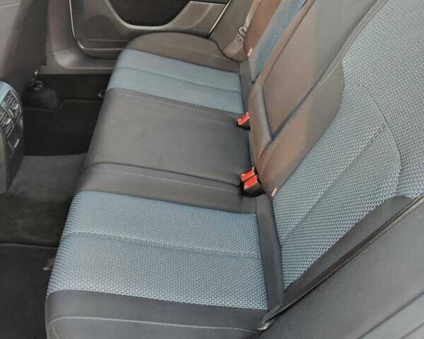 Серый Фольксваген Пассат, объемом двигателя 1.6 л и пробегом 270 тыс. км за 9600 $, фото 22 на Automoto.ua