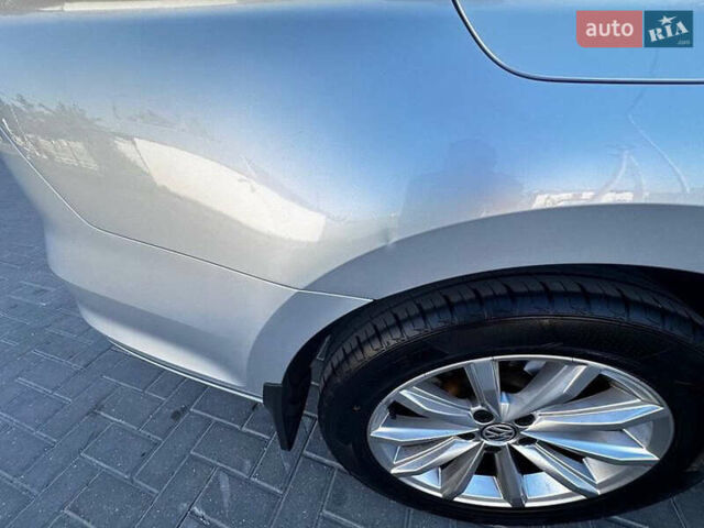 Серый Фольксваген Пассат, объемом двигателя 1.97 л и пробегом 207 тыс. км за 17000 $, фото 4 на Automoto.ua