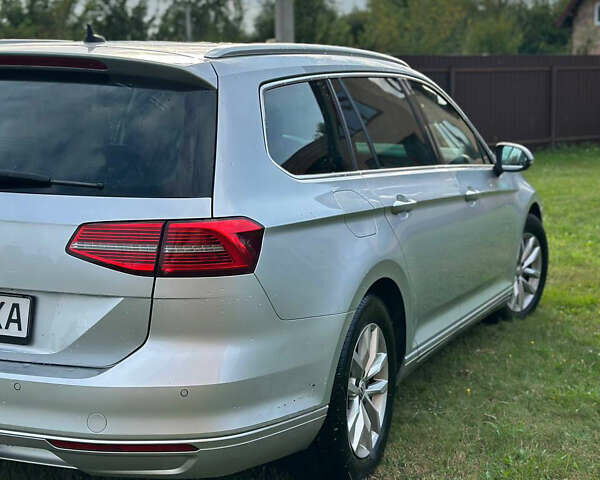 Серый Фольксваген Пассат, объемом двигателя 1.6 л и пробегом 299 тыс. км за 14250 $, фото 2 на Automoto.ua