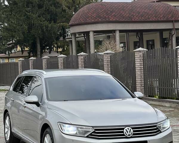 Серый Фольксваген Пассат, объемом двигателя 1.6 л и пробегом 278 тыс. км за 13300 $, фото 4 на Automoto.ua