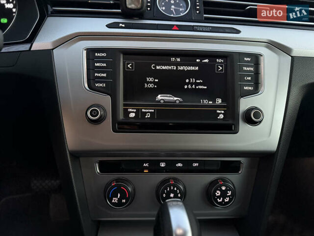 Серый Фольксваген Пассат, объемом двигателя 2 л и пробегом 256 тыс. км за 12800 $, фото 33 на Automoto.ua