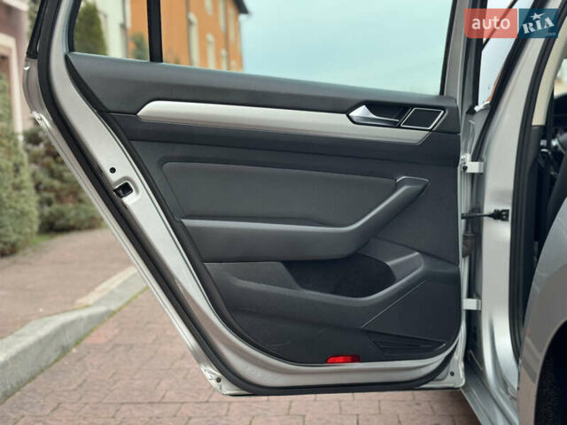 Серый Фольксваген Пассат, объемом двигателя 2 л и пробегом 248 тыс. км за 13750 $, фото 101 на Automoto.ua