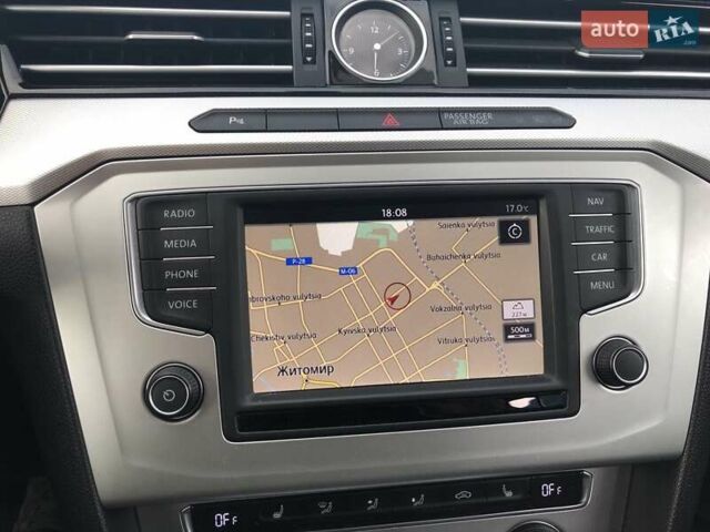 Сірий Фольксваген Пассат, об'ємом двигуна 2 л та пробігом 243 тис. км за 14800 $, фото 25 на Automoto.ua